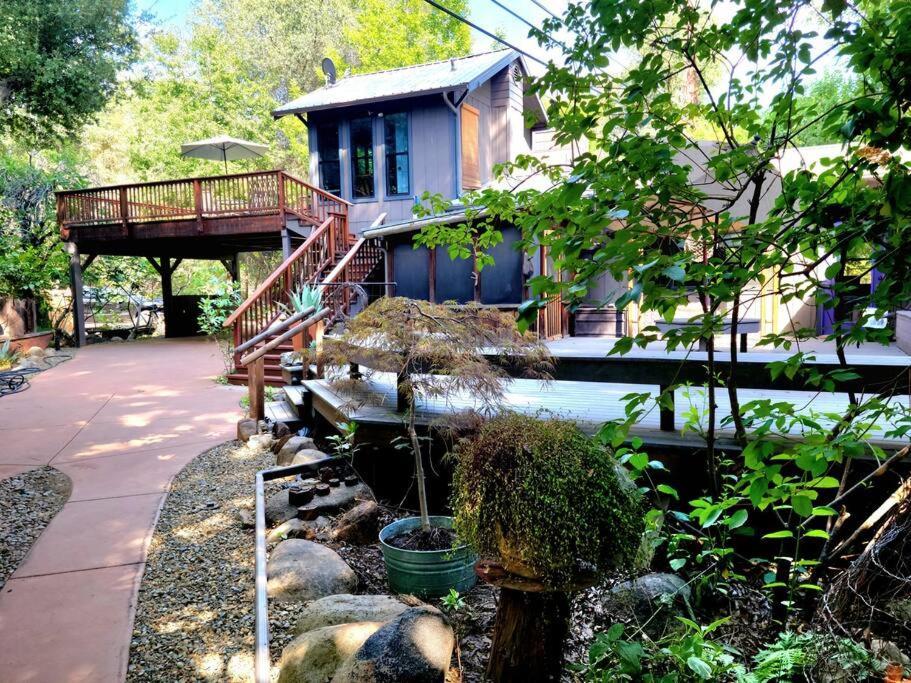Magical River House ! 10 Min To Snp Park Entrance スリー・リバーズ エクステリア 写真