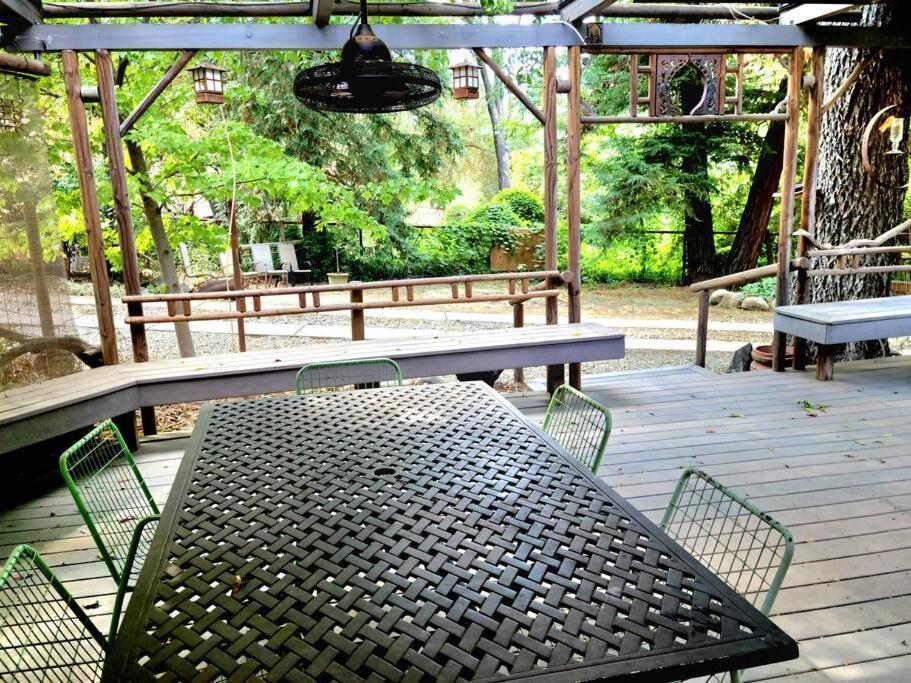 Magical River House ! 10 Min To Snp Park Entrance スリー・リバーズ エクステリア 写真