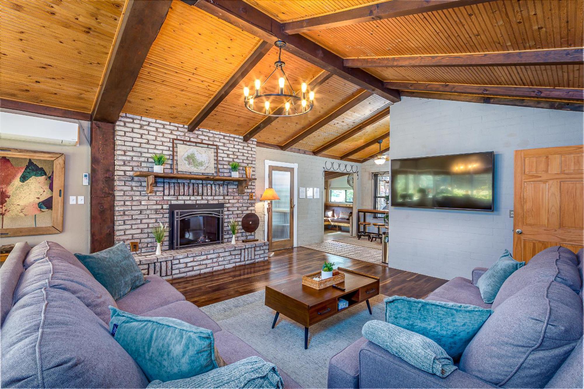 Magical River House ! 10 Min To Snp Park Entrance スリー・リバーズ エクステリア 写真