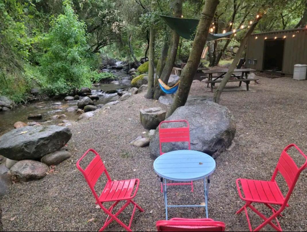 Magical River House ! 10 Min To Snp Park Entrance スリー・リバーズ エクステリア 写真